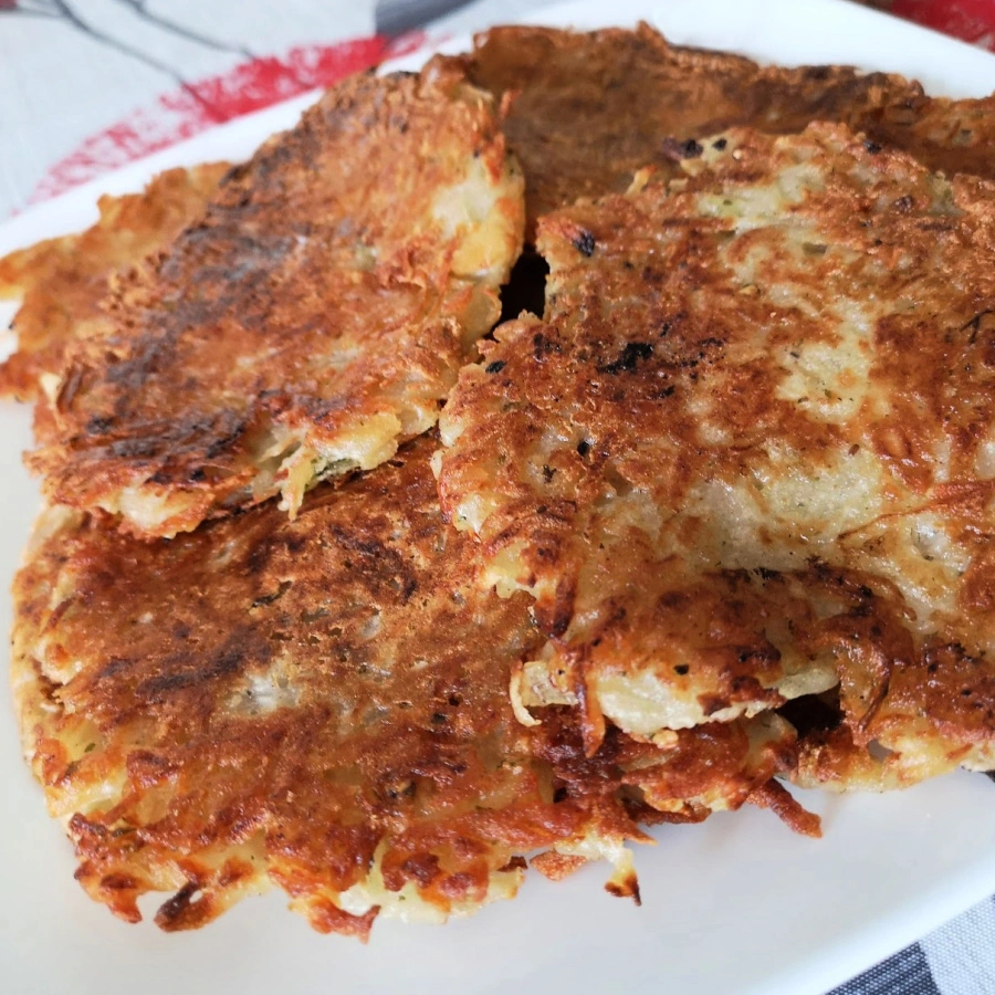 German Potato Pancakes: Reibekuchen Recipe (Kartoffelpuffer)