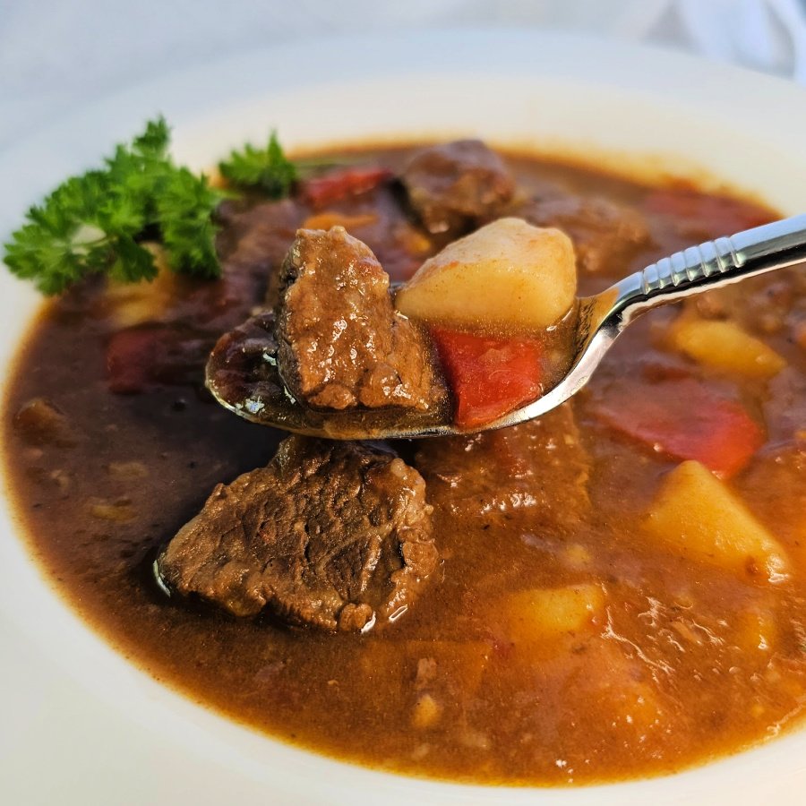 German Goulash Soup Recipe: Authentic Gulaschsuppe